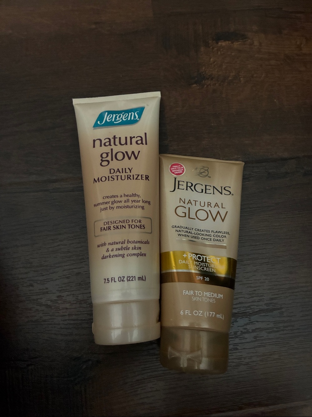 2 JERGENS NATURAL GLOW SUNLESS TANNING CREAM FAIR TO MEDIUM SKIN TONES 6 7.5 OZ